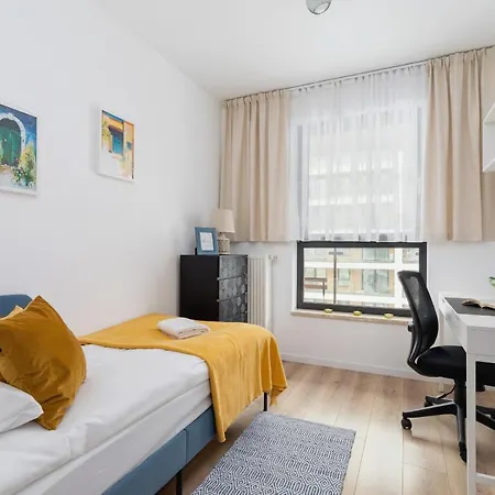 公寓 Tauron Arena Premium With Underground & Outdoor Parking By Renters Prestige *