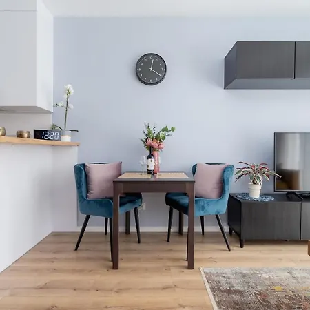 Apartman Tauron Arena Premium With Underground & Outdoor Parking By Renters Prestige *