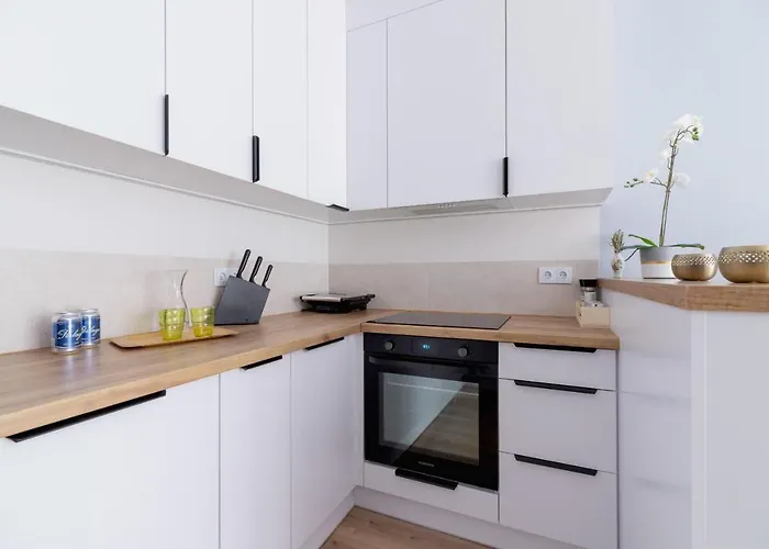 Tauron Arena Premium With Underground & Outdoor Parking By Renters Prestige Апартаменты