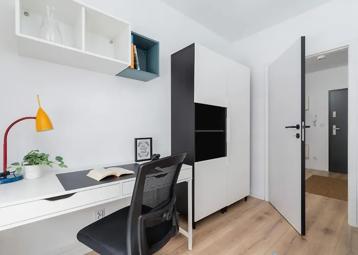 Tauron Arena Premium With Underground & Outdoor Parking By Renters Prestige Апартаменты *